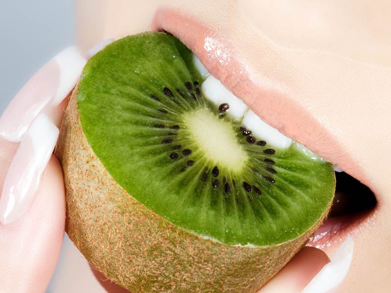 Conheça as formas que utilizar fruto que ajuda a perder barriga, controlar a pressão e deixar a pele bonita