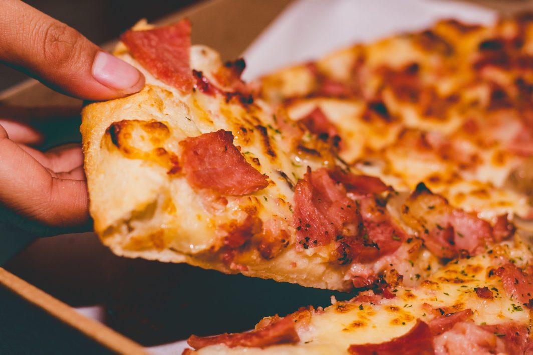 Receita Pizza de Liquidificador para fazer em casa: fica uma delícia