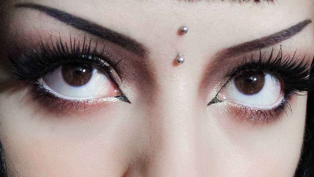 6 piercings em lugares inusitados que poucas pessoas teriam coragem de colocar