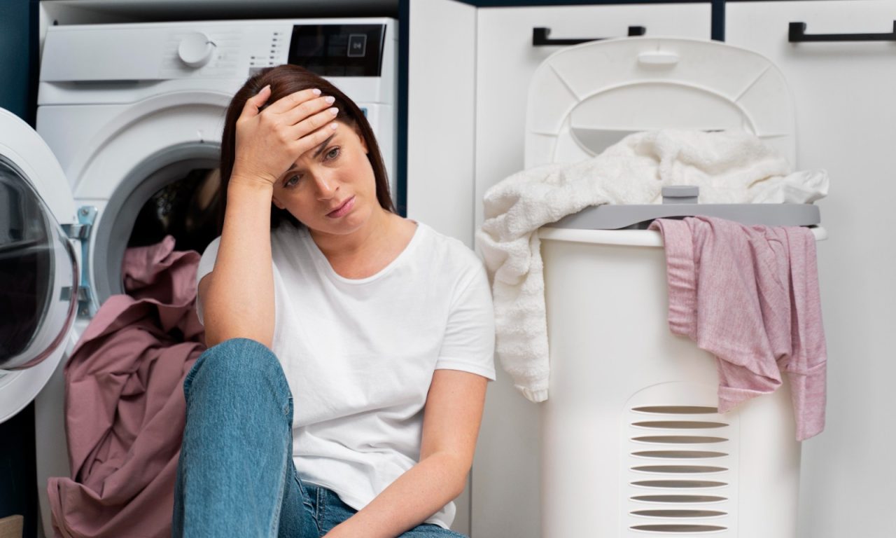 Veja a lista de erros comuns que não devem ser cometidos na hora de lavar roupa na máquina
